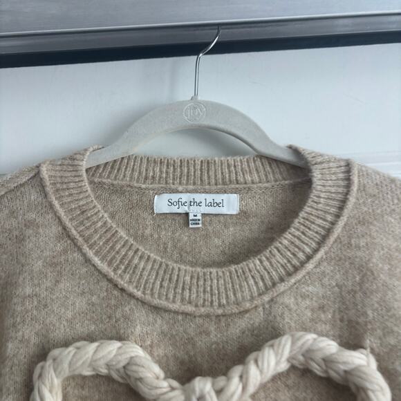 Sofie the Label Women’s Beige Bow Detail Crewneck Sweater Sz M Flirty - Picture 4 of 11